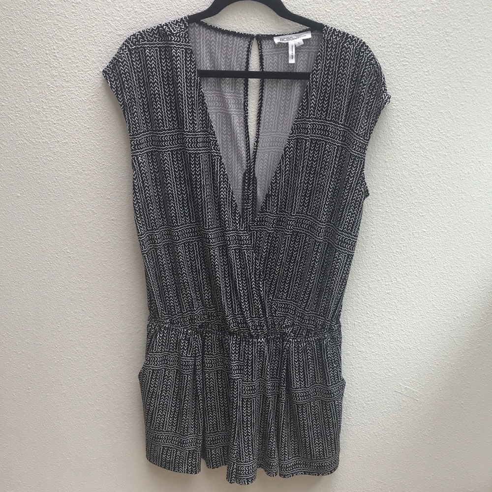 Bcbgeneration Aztec Romper Size L - image 5